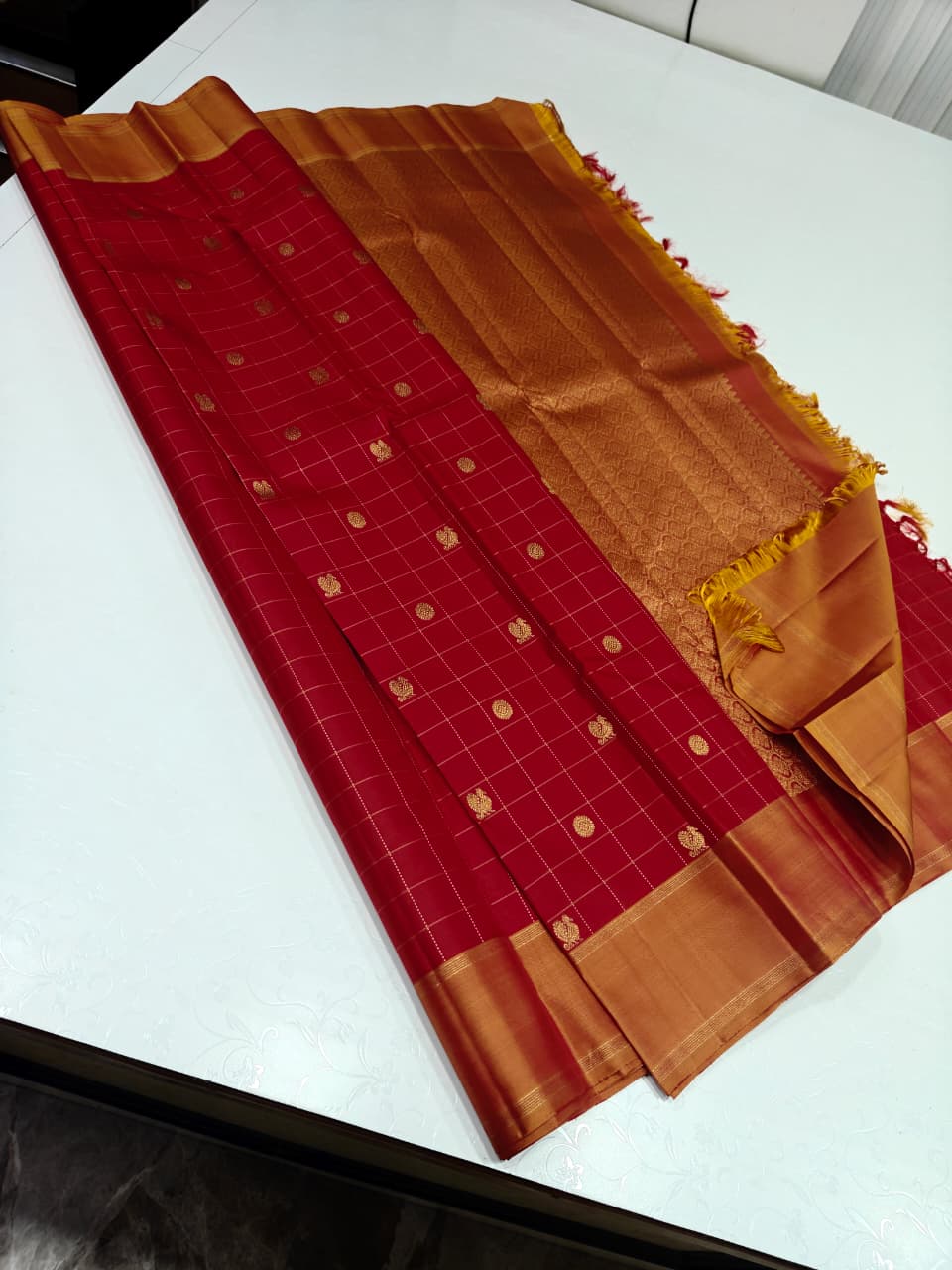 Maroon Handloom Pure Silk Kanjivaram Gold Zari Border Saree